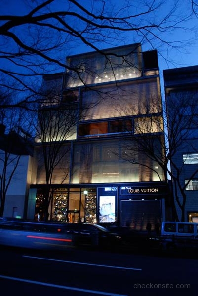 Louis Vuitton Omotesando, Tokyo by Jun Aoki
